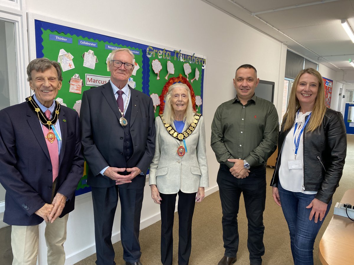 Headteacher tweet media