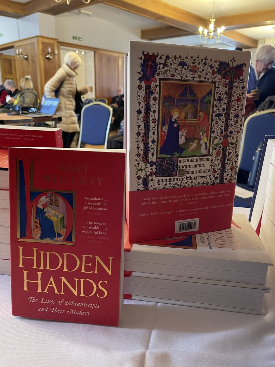 warwick_books's tweet photo. A very beautiful book framing the anticipation of yet another remarkable talk, this time on manuscripts and their makers #hiddenhands by @marywellesley @riverrunbooks @WarwickWords #history https://t.co/RFi748M8Sr