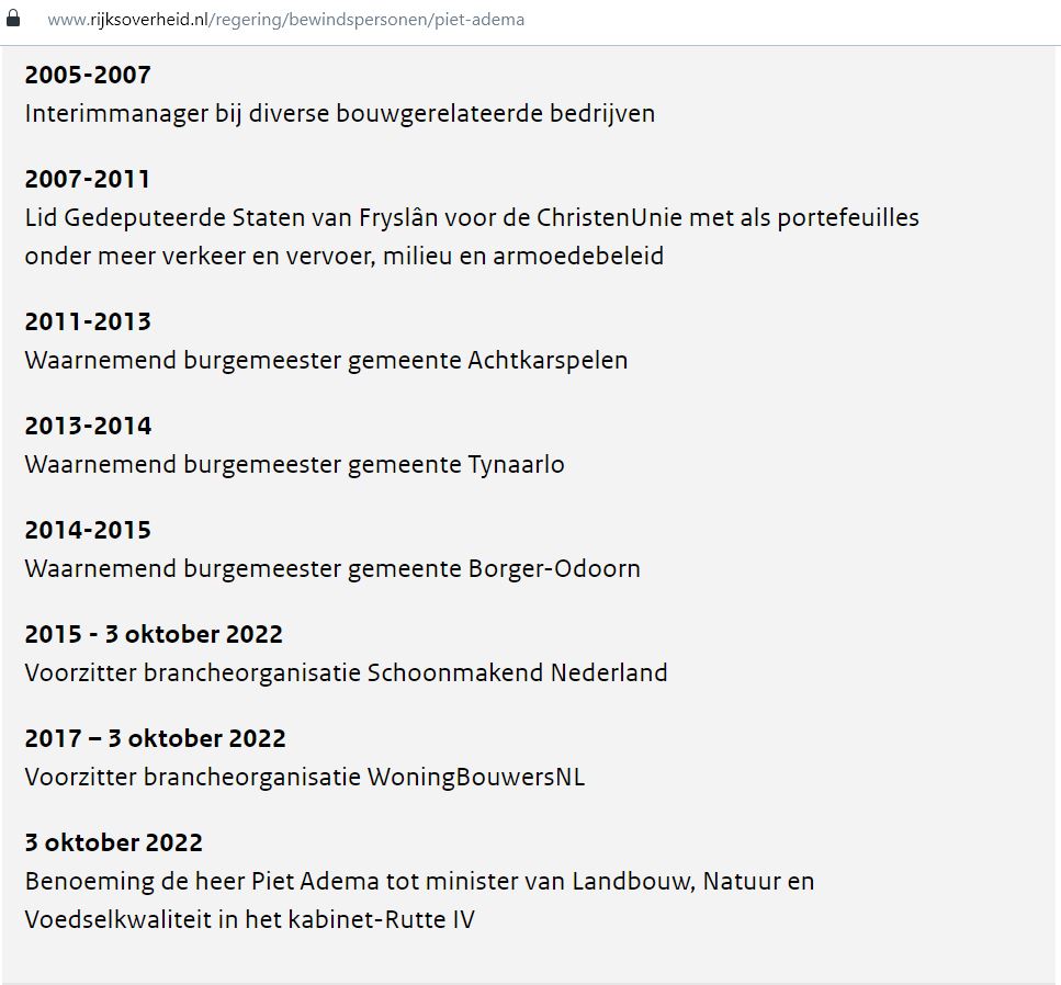 agri_tractor's tweet photo. De bouw achtergrond van @ministerlnv 👇 Als ik nog even terugdenk aan het #stroecity plan dat kort na onze demo naar buiten kwam dan beloofd dit weinig goeds. https://t.co/4PI4gKA31D