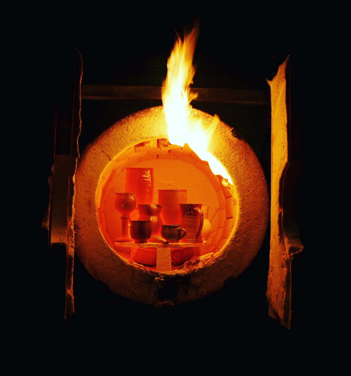 HotShopsArt's tweet photo. Raku with us at our Fall Fundraiser, an immersive adventure in hands-on art activities. Visit our Crystal Pumpkin Patch to pick out your very own glass pumpkin, visit the 3rd floor Spooky Shops and make your own custom Halloween mask.

Oct. 21 > 
https://t.co/oYpjjWen6p https://t.co/3gk19OR5zu