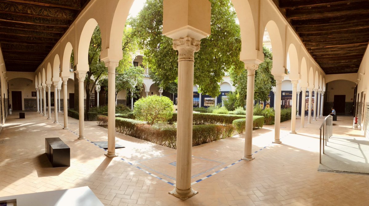 Claustro del Espacio Sta Clara.