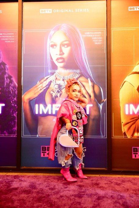 Painting the world pussy pink 💕✨ https://t.co/LJoK33XY3v<a href="/tag/newprofilepic"class="tags"><span>#newprofilepic</span></a>