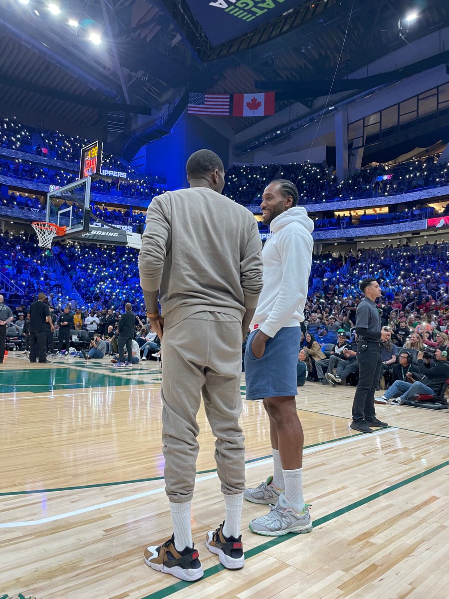 ANT_Ent's tweet photo. Goat talk @JCrossover X @kawhileonard https://t.co/90diMEqOsP