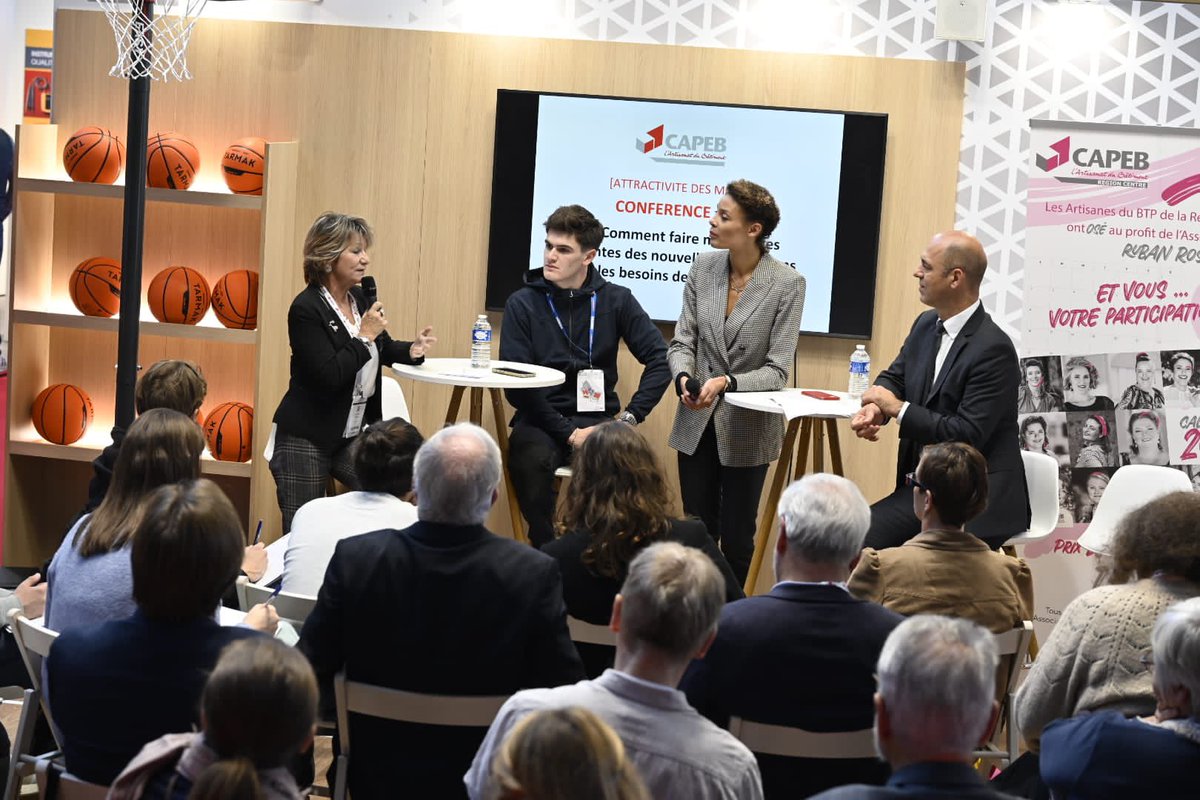 capeb_fr's tweet photo. #Batimat2022  - « Ns devons être à l’écoute des besoins des jeunes et adapter nos recrutements »@LaureVIAL1 
Retrouvez tout le contenu de notre conférence: «Faire matcher les attentes de la génération Z avec les besoins des #entreprises artisanales ?" 
➡️ https://t.co/Y7rZBmqPBO https://t.co/gThhCnFA7B