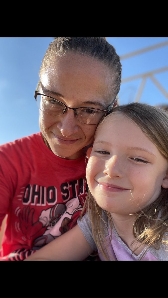 A HUGE thank you to Jamie Hartsough for her undeniable dedication to Newark UPS  💪🏻 Jamies experience is evident in her work performance. She exceeds the limit of expectations as a professional pre-loader daily. Strong part of our clock!