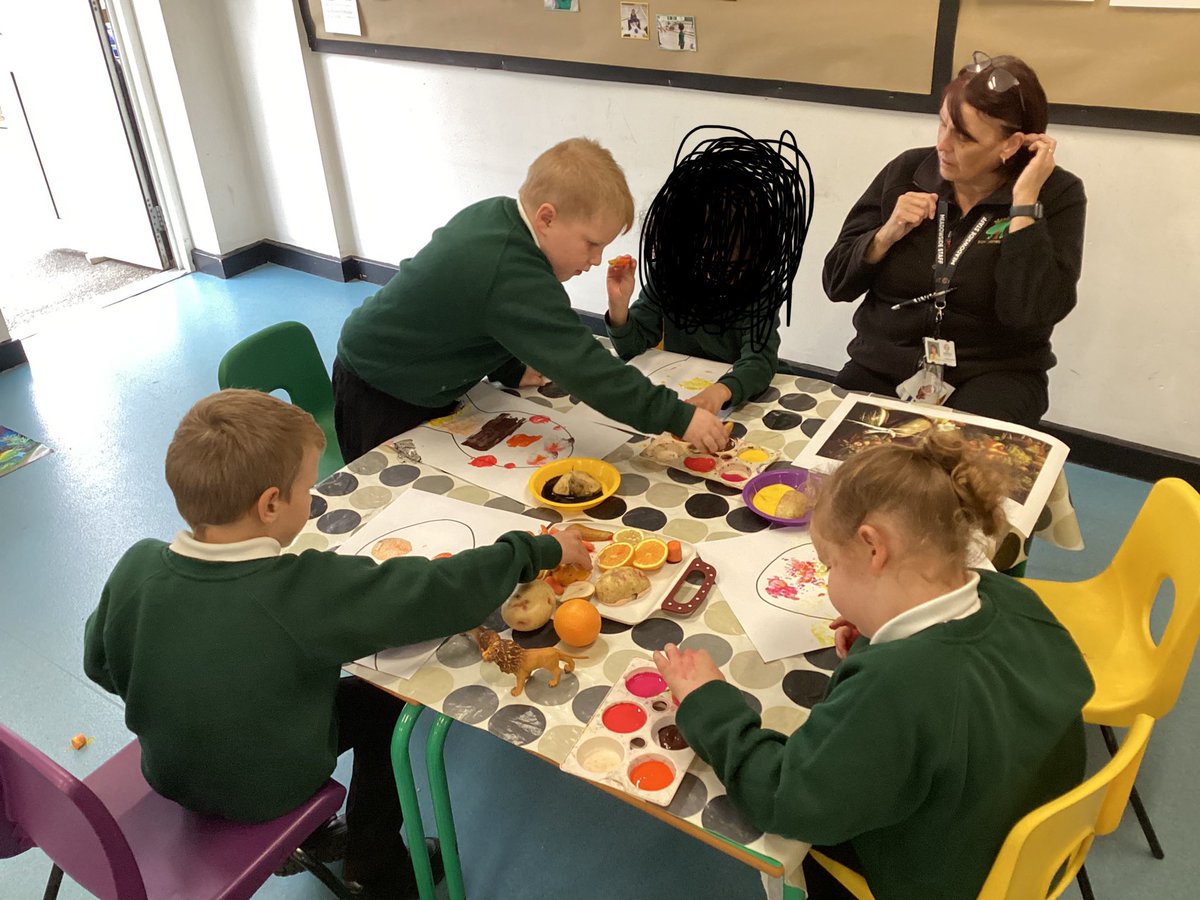 Meadowside.Buttercups tweet media