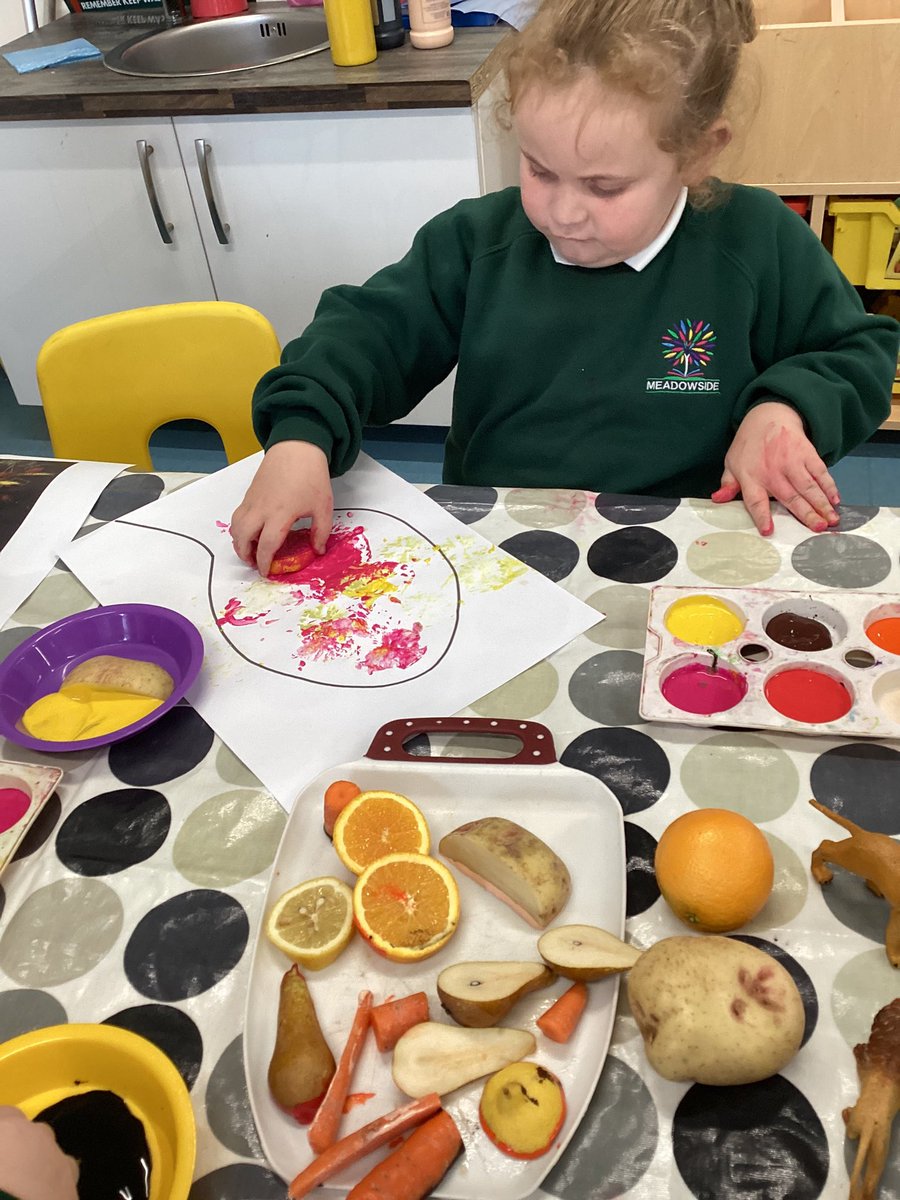 Meadowside.Buttercups tweet media