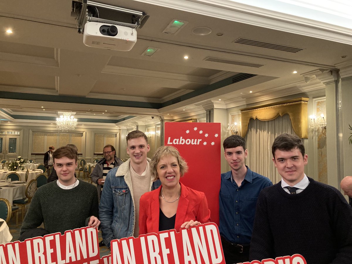 ivanabacik's tweet photo. A great public meeting last night in #Cork with ⁦@UCCLabour⁩ ⁦@seansherlocktd⁩ ⁦@jmaher0⁩ @horganp ⁦@CathalRasmussen⁩ - good to see our @labour Councillors from #Waterford ⁦@thomasphelan⁩ &amp; ⁦@VoteJohnPratt⁩ there too! https://t.co/Hbacz0Tr6B