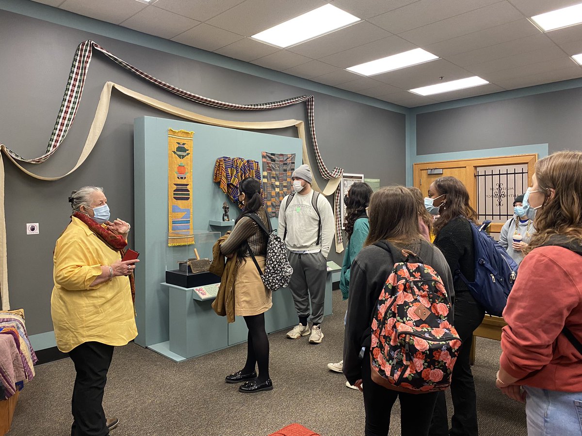 GrosscupMuseum's tweet photo. We love having our @AnthroAtWayne classes visit the museum gallery! #warriorstrong #detroitmuseums https://t.co/R0XbcNihqh