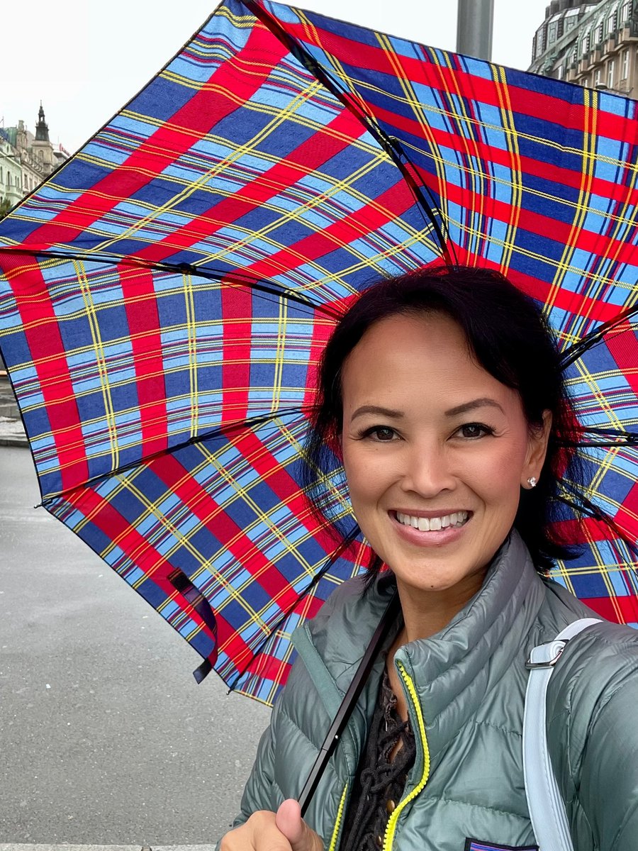 Bdecaro's tweet photo. The rain has other plans but we got work to do so letβs get out there & crush this last quarter!!! Whoβs in? ππ»ββοΈβοΈπ‘β¨
#letsgo #4thquarter #realtorlife #realestate #bicdecaroandassociates #exprealty #capitalgrowthpioneers #fastforwardmovement #lastquarterchallenge https://t.co/bGo6MdtsXo