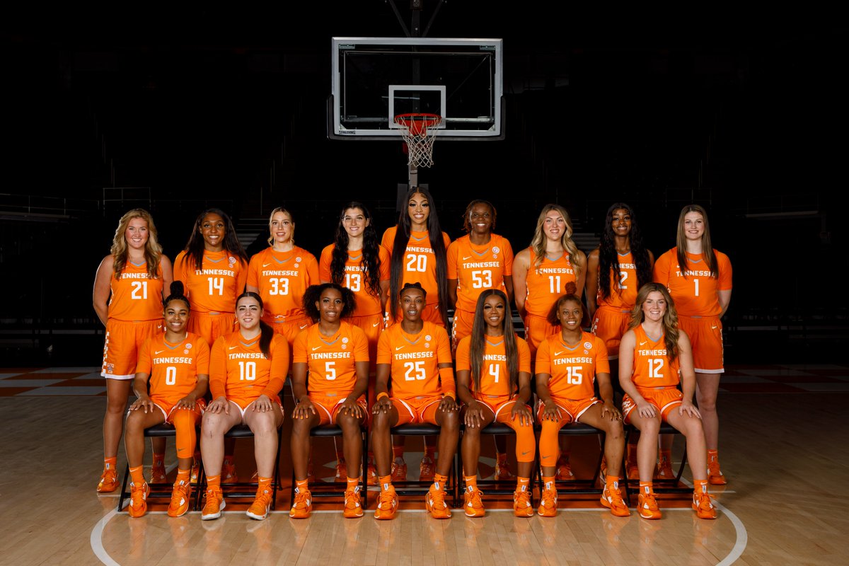 utspacewrangler's tweet photo. ESPN Women's Bracketology has @LadyVol_Hoops as a No. 1 seed in its preseason projection for 2022-23. It's only talk, of course, but the buzz about this team is growing. Better get your tickets! 🍊🏀🎟️🍿 https://t.co/xcTm39QU50