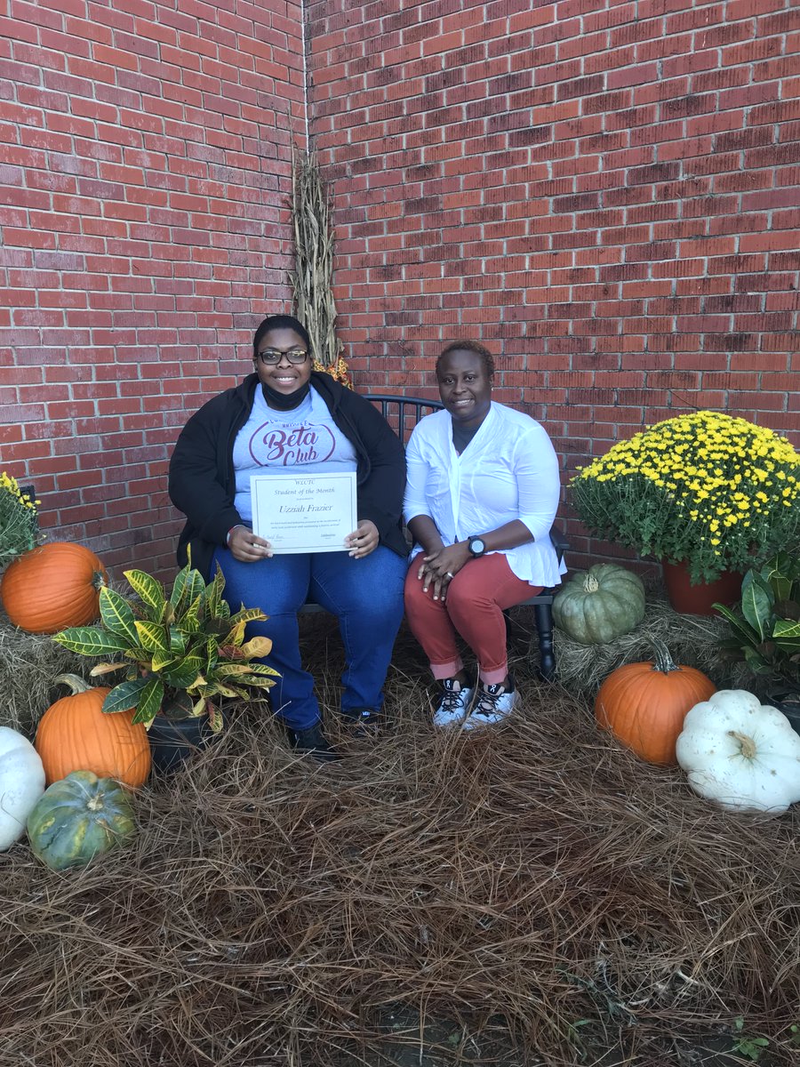 WLCTC's tweet photo. September students of the month at the WLCTC!@CTCConstruction @CTC_Simulation @CTC_TeacherAcad @WLCTC_Culinary https://t.co/lSDeKRWyGY