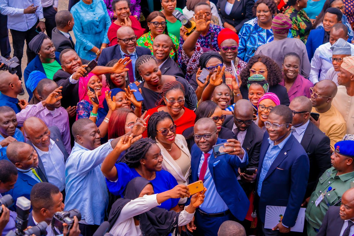 Babajide Sanwo-Olu tweet media