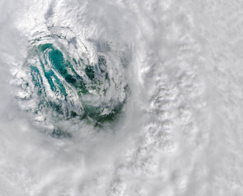 Staring Into the Hurricane's Eye via NASA ift.tt/FxHQIPf