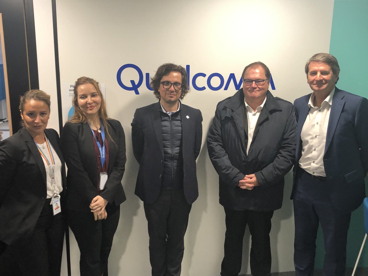 TreJerome's tweet photo. Riche journée de rencontres à @AggloLTC : une matinée économique avec des startups, et des grands groupes, @Qualcomm_FR, @OrangeBretagne  et l'après-midi discussion autour de l'enjeu de la formation dans le #numérique au @CMQ Merci à tous pour l'accueil. https://t.co/G4sxHf6eEJ