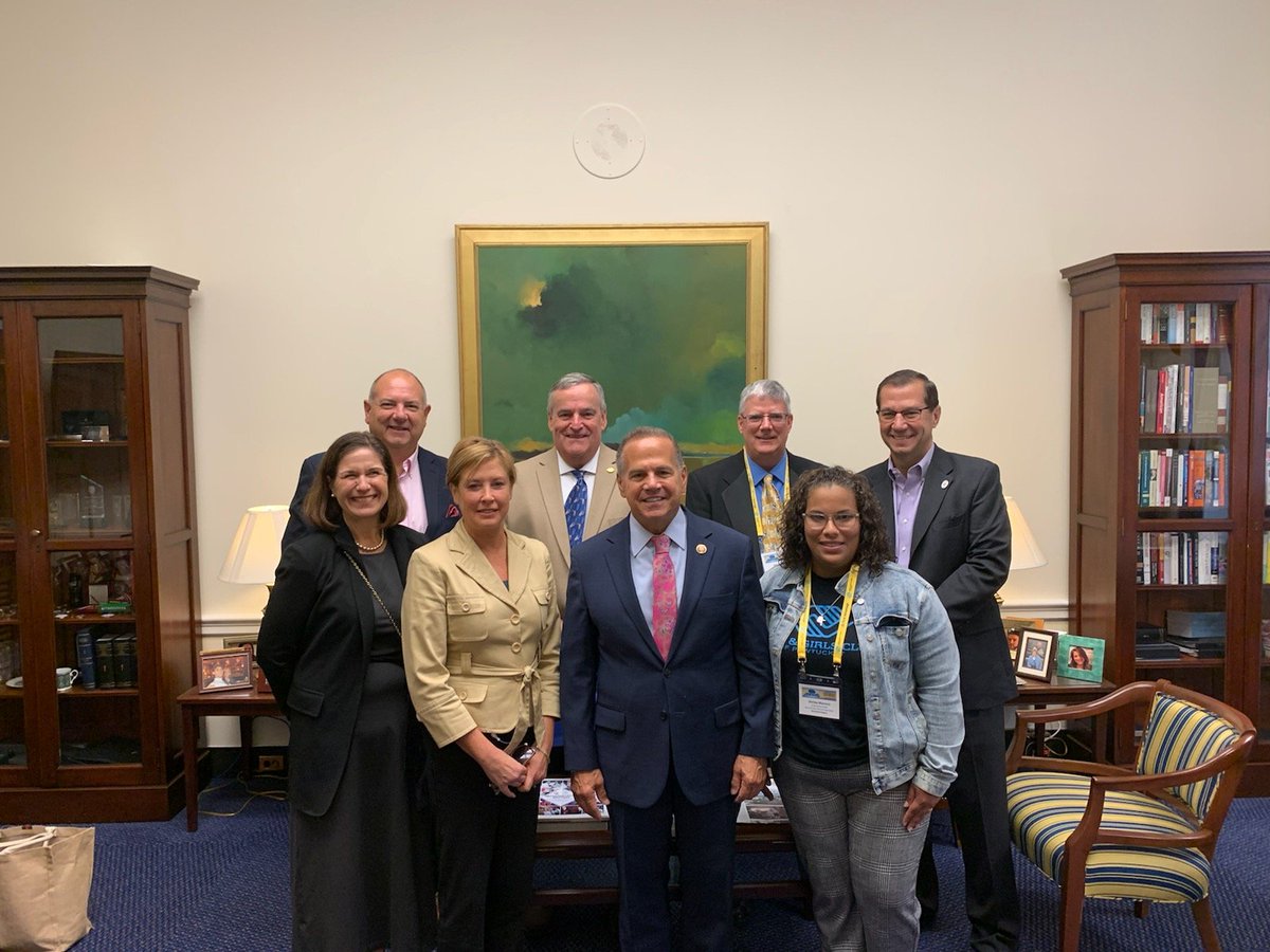 Always a great time meeting with @RepCicilline to share how #RhodeIsland Boys & Girls Clubs are approaching challenges facing youth with innovative & fun solutions.