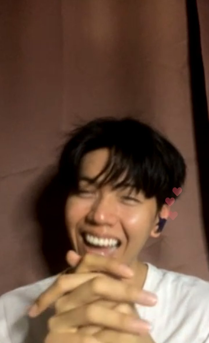 puti_chan_'s tweet photo. — Laging cute, itong taong ito 🤍🥺  —

#tc #TOPCLASS #topclass_trick https://t.co/N0VutgWyJb