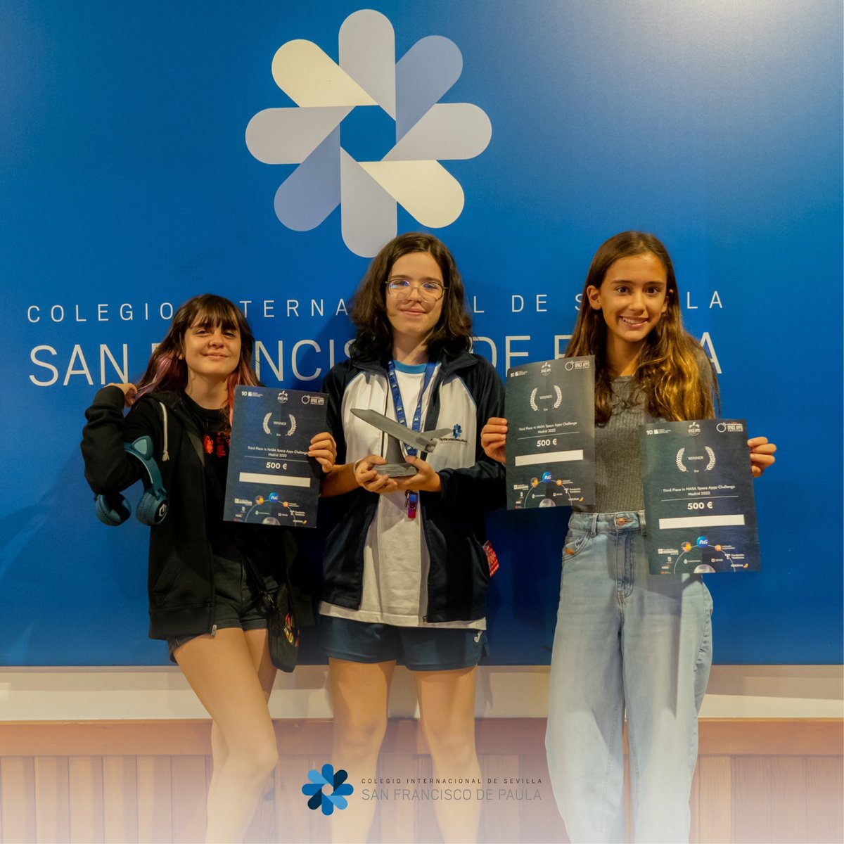 SFPaulaColegio's tweet photo. Les presentamos a los participantes en el @spaceappsmadrid. ¡Enhorabuena a todos los ganadores! https://t.co/zB5uJjqqyi