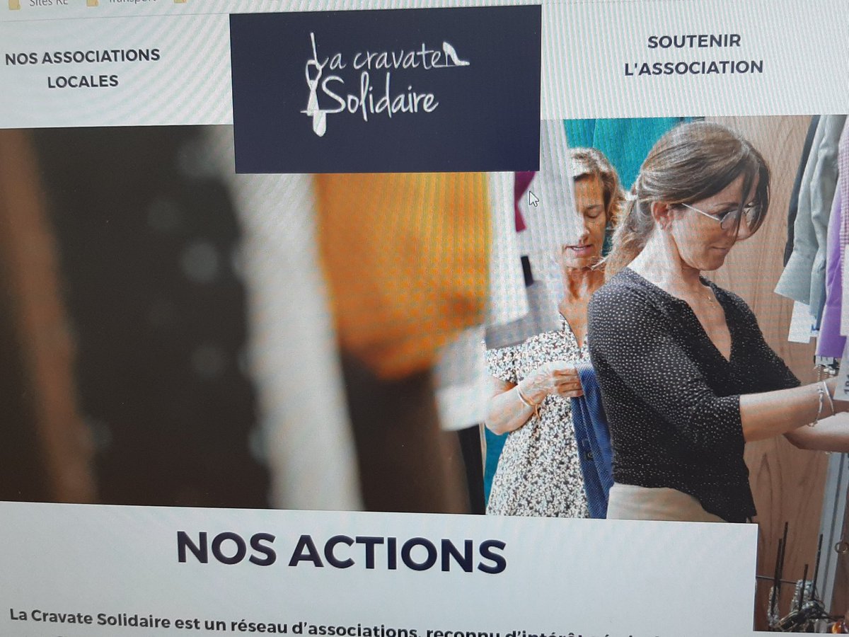 caro_bln's tweet photo. Histoire de mettre toutes les chances de leurs côtés pour leur prochain entretien, @poleemploi_HDF #Tourcoing mobilise @LaCravateSolidR sur une séance relooking et coaching pour 5 de ses demandeurs d'emploi, ravis, tenue comprise ! https://t.co/DgumgzDWMa