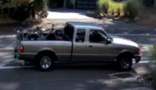 LOPolice's tweet photo. Do you know this man? He was seen stealing 2 packages from a porch on 9/30 between 12:45 and 1:00 P.M. in the 2000 block of Wembley Park Rd in LO using the tan truck. If you can ID him or know his whereabouts, please call (503) 635-0238. #PorchPirate #CanYouIDme https://t.co/FQxcKSOnNE