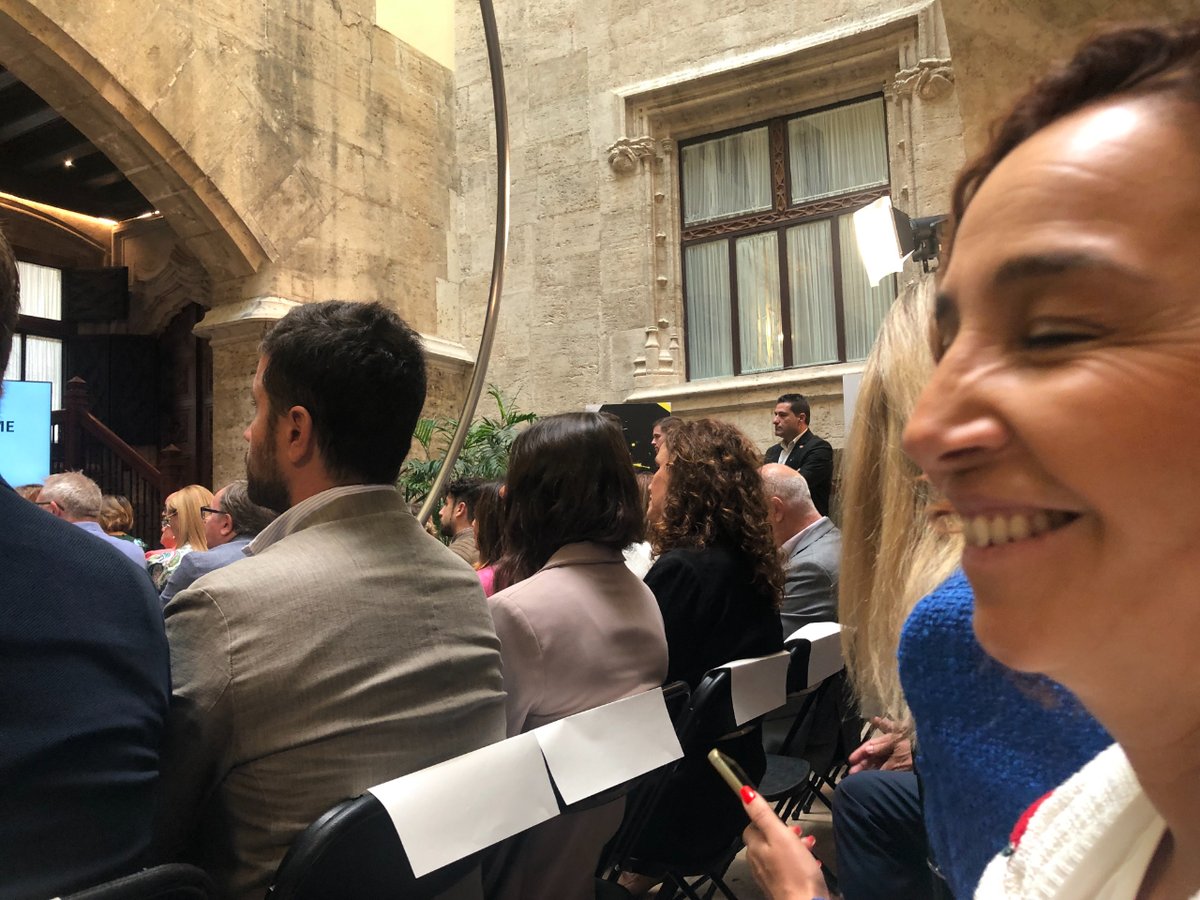 AguaySalComunic's tweet photo. Nuestro cliente #MardeFulles recibió ayer el galardón de los #PremisTurisme 2022 de las manos del president de la @generalitat, Ximo Puig. Este premio de #turismosostenible, reconoce el crecimiento económico sostenible y la protección del medio ambiente. ¡Enhorabuena, equipo! 🍃 https://t.co/LnJKuAO3xa