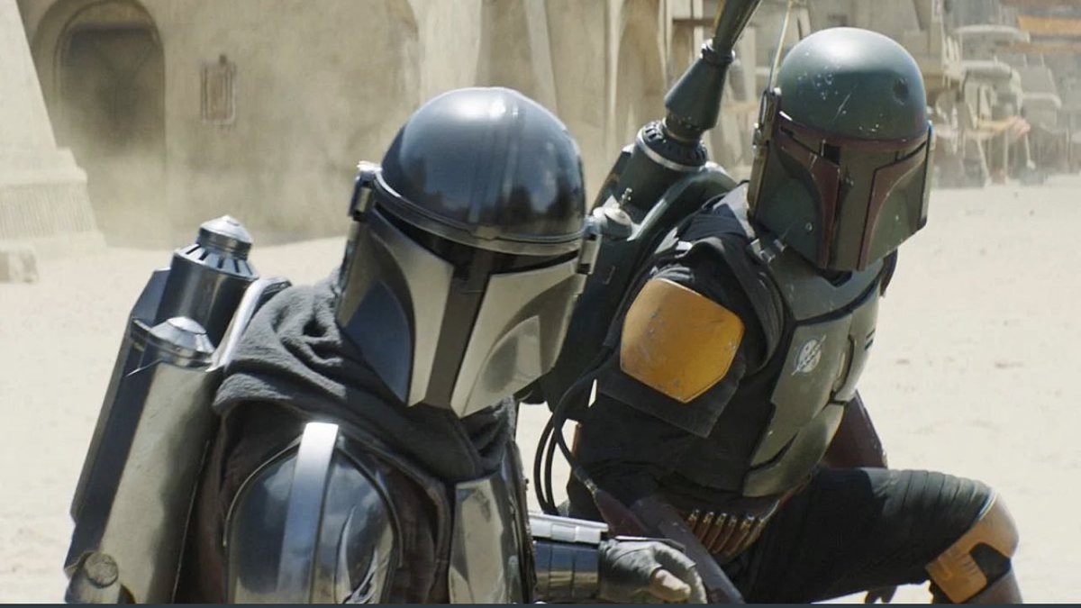 dinsdjarin327's tweet photo. Regardless of how you felt about the series, you can’t tell me this isn’t one of the most badass action shots in all of Star Wars. https://t.co/v4k2K0jzvB