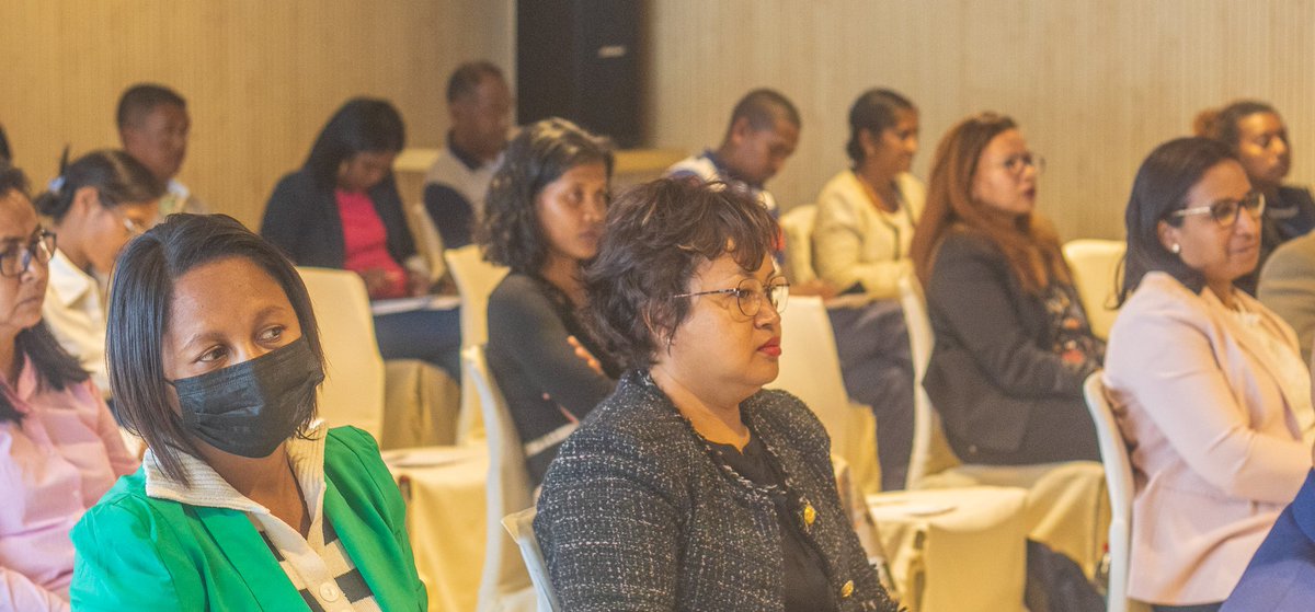 ITC_MktAnalysis's tweet photo. Grâce au programme UK Trade Partnerships #UKTP, @ITCnews et #Madagascar ont lancé ce mardi le Mécanisme d'Alerte aux Obstacles au Commerce🇲🇬 .
✅ Formulaire d'une page
✅ Accès facile
📲 Utilisation rapide avec l'application mobile #TOAM
🖱️https://t.co/vk5ntluft5 https://t.co/F1rX8VNPeJ