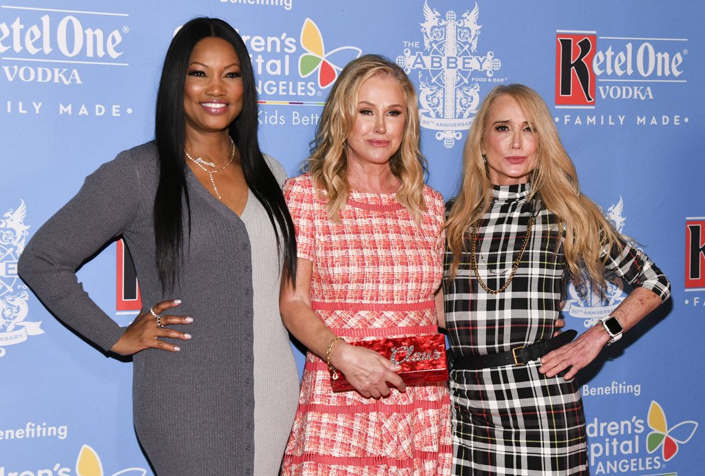 RealBravoholic's tweet photo. They’re gathering the troops https://t.co/Kfef1lnK36