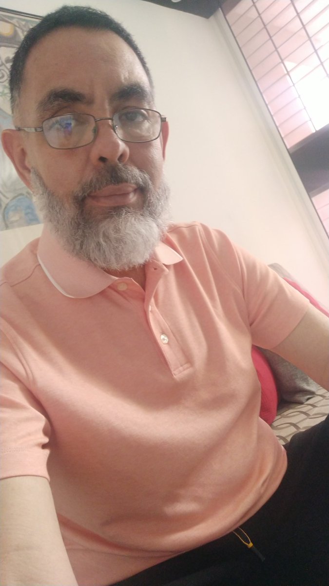 _carlosamado70's tweet photo. Se filtra primera foto con nueva edad, celebrando el #October4ever #Octubre #October https://t.co/Di4RGwlQUp