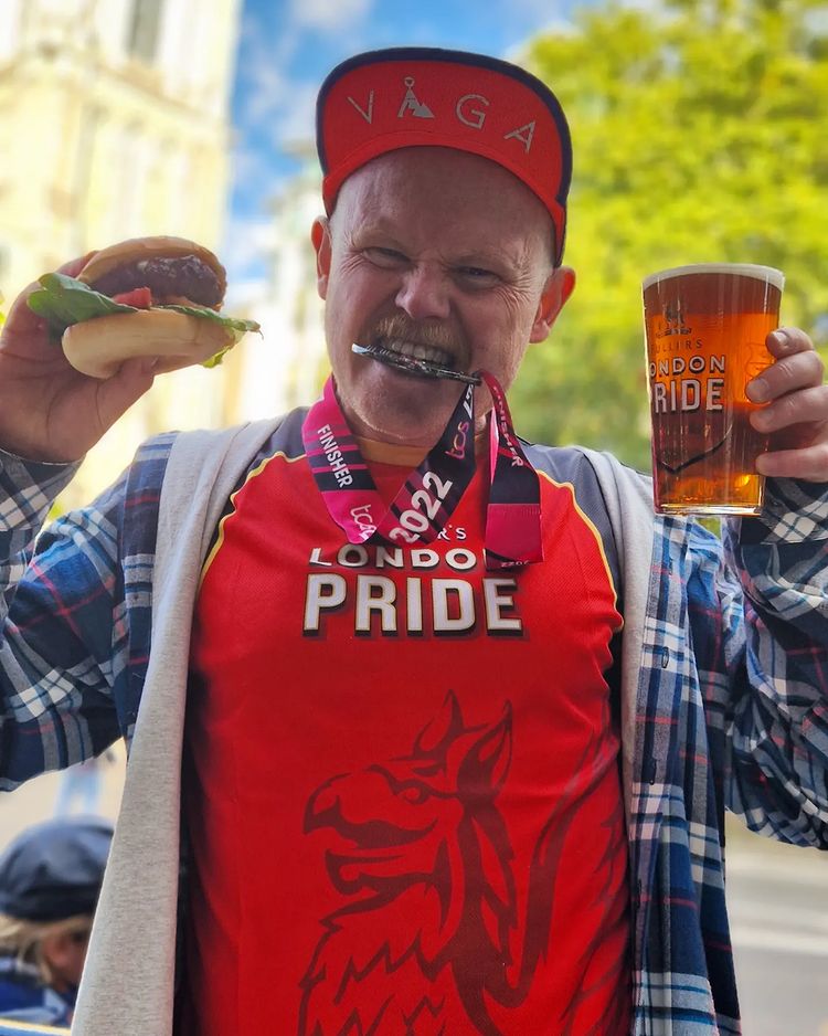 Fuller's London Pride (@london_pride) on Twitter photo Danny loving every single moment of the Marathon on Sunday!! 👏❤️
Soaking up the positive energy around him, <a href="/dannybent/">Danny Bent</a> ran a lightning-fast time (02:57:30) and we couldn't be more proud to have him as part of the Fuller's London Pride team. 🍔🏅🍺
#SupportwithPride Danny loving every single moment of the Marathon on Sunday!! 👏❤️
Soaking up the positive energy around him, <a href="/dannybent/">Danny Bent</a> ran a lightning-fast time (02:57:30) and we couldn't be more proud to have him as part of the Fuller's London Pride team. 🍔🏅🍺
#SupportwithPride