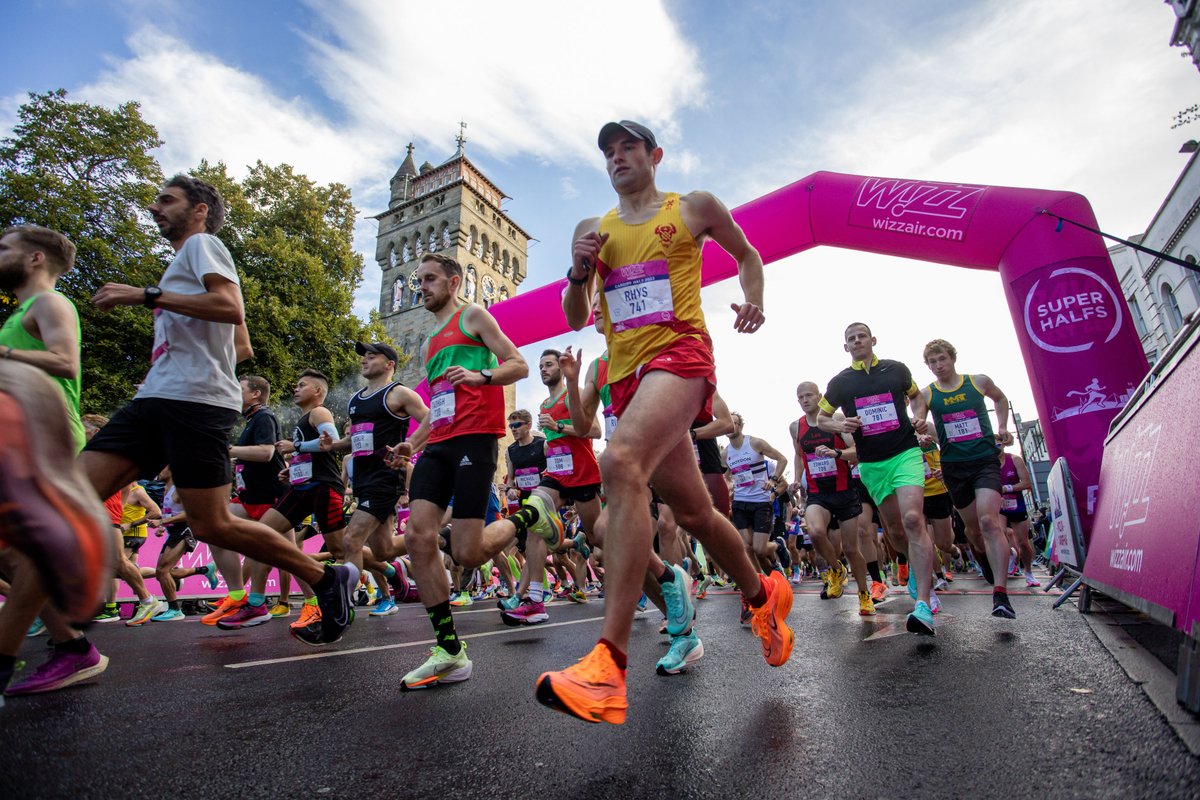 WelshAthletics's tweet photo. Did you run the Cardiff Half last Sunday? ✅
Do you plan to run it next year? ✅
Become a Run Leader and help others achieve this goal too! 🏃🏃‍♀️

Check out the link to find your LiRF course: https://t.co/EAqbFGVg31
@runwales @parkrunuk
#cardiffhalfmarathon #RunLeader
📸@run4wales https://t.co/Y5MmGE29G1