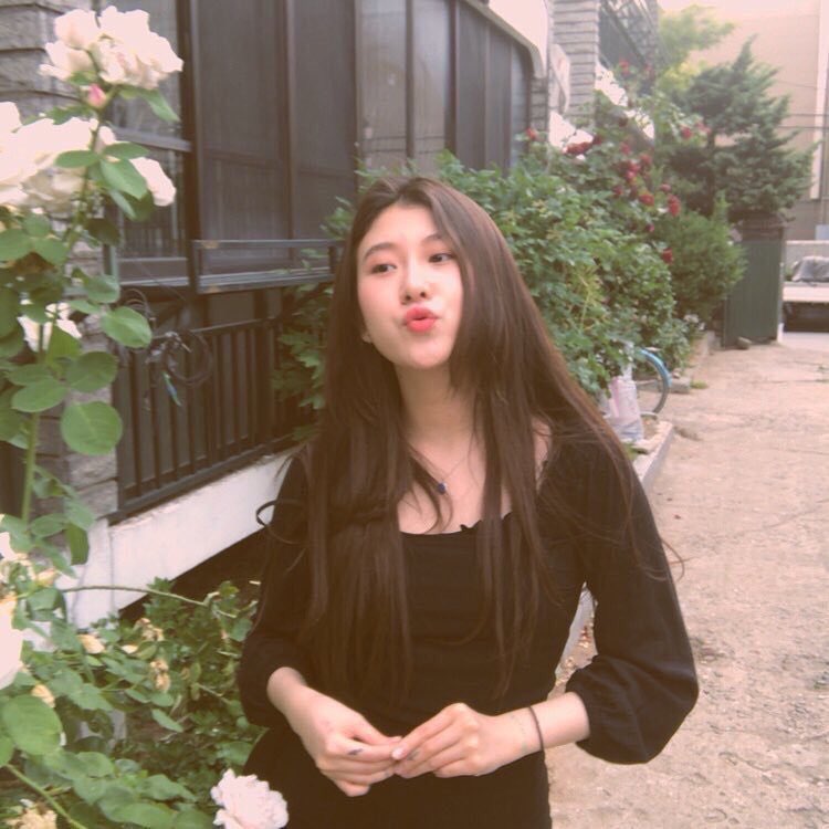 withbunny2's tweet photo. #백예린트친소 
#백예린_트친소

용왕님 십주년 기념 트친소 올려봄니다,,🥕
같이 예린사랑해요,,💕🍄 https://t.co/3Sr14PzGmR