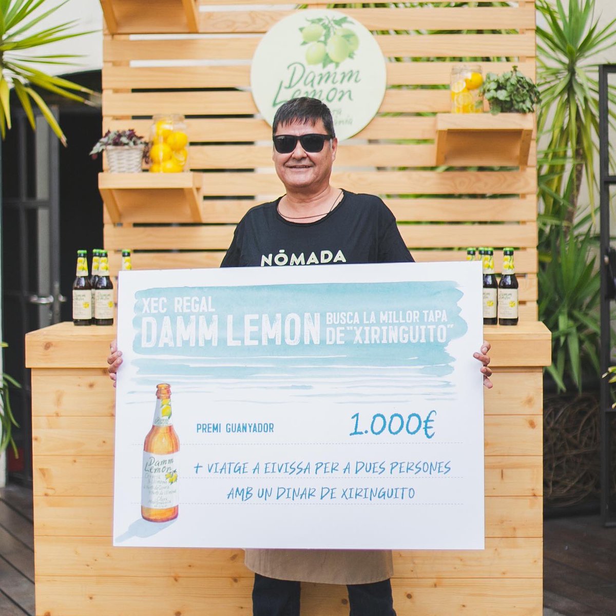 🥇 I la millor tapa de la costa catalana és… EL CALAMAR AL CARBÓ del xiringuito @nomadabeach de Sitges. 

Moltes felicitats i moltes gràcies a tots els xiringuitos que hi heu participat! 👏🏻🍻