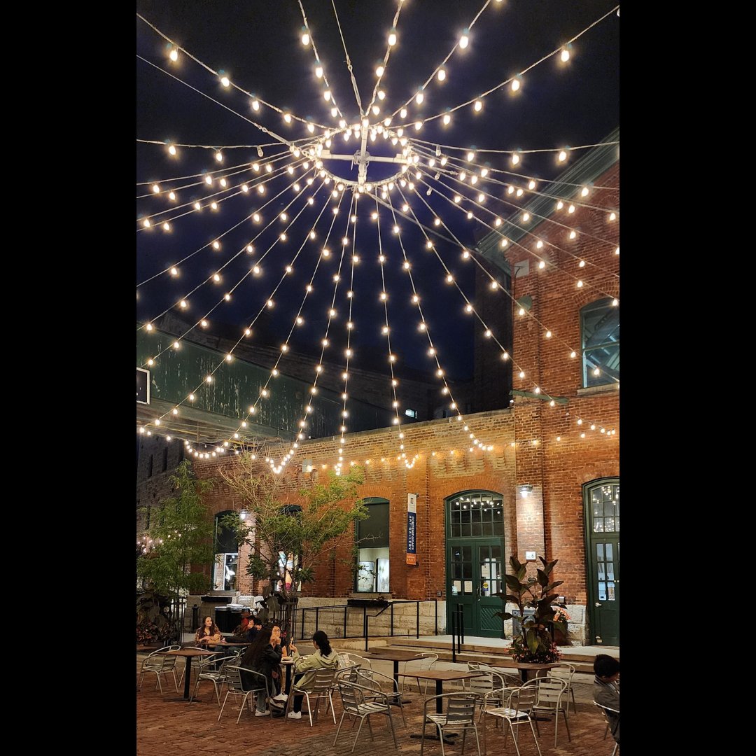 ThompsonLandry's tweet photo. The Distillery District in Toronto is full of magic and charm. How lucky for us to be able to have our gallery in this beautiful and historic place.  

#thompsonlandrygallery #thompsonlandry ⁠#victorianindustrial #trinitystreet #historictoronto #toronto #gooderamandworts https://t.co/WhoI5krxME