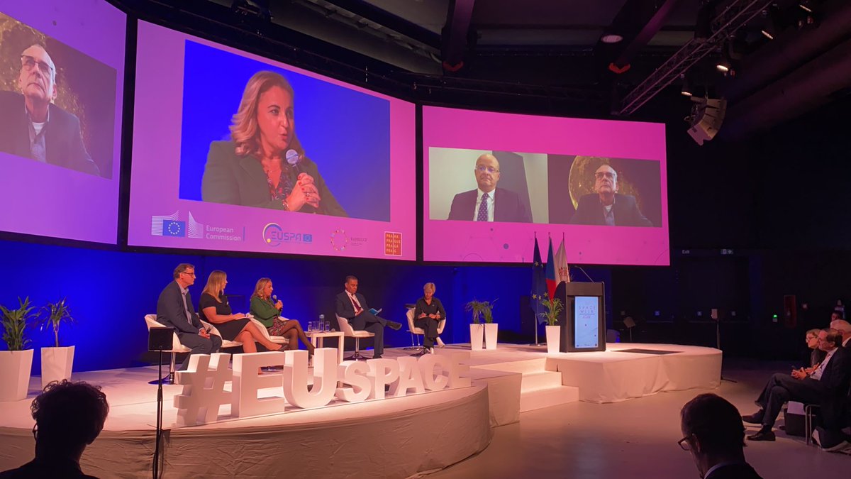 GrudlerCh's tweet image. The EU Secure Connectivity is moving forward!

I&apos;m happy to intervene at the #EUSpaceWeek, to give an update on this project, on which we will vote next week in @EP_Industry 🛰🇪🇺

A key programme for our European Strategic Autonomy.

@defis_eu