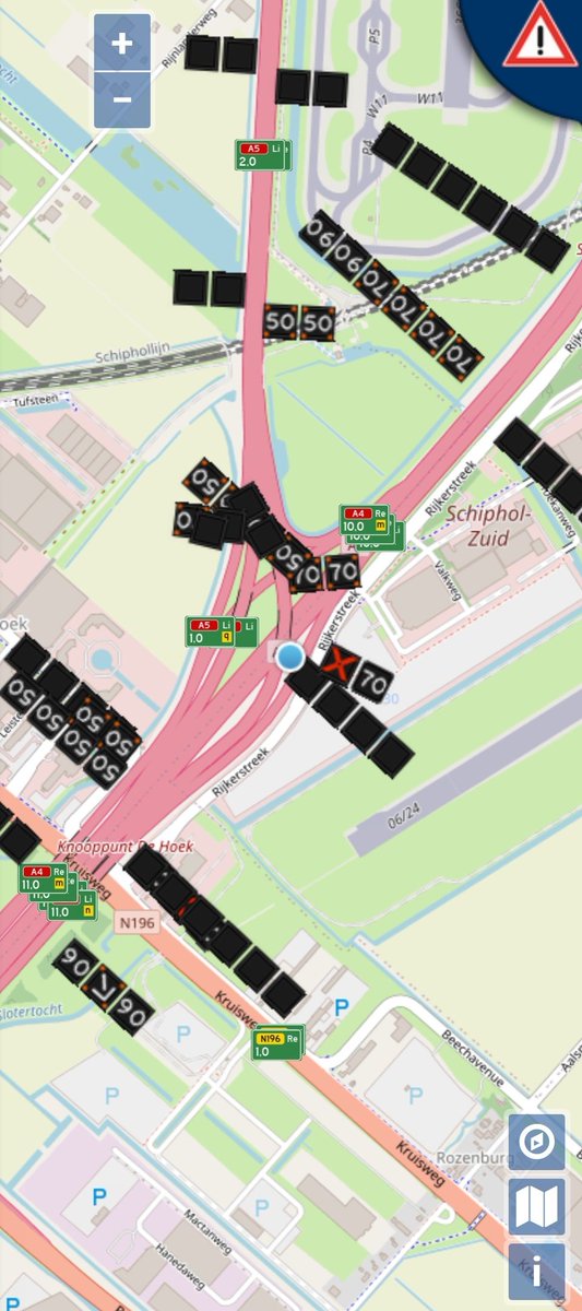 tonnieontour's tweet photo. @RWSverkeersinfo Zo te zien wordt er direct actie ondernomen op knooppunt #dehoek ... ik zeg goed bezig 👌🏼 https://t.co/DCliOGNY37