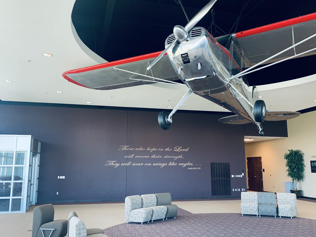 Duhsj's tweet photo. @LETUAviation students come visit the @DuncanAviation table today 10/4 and tomorrow 10/5 at the Abbott Aviation Center and @LetuCareer career fair on 10/6 https://t.co/UrgDRugUwv
