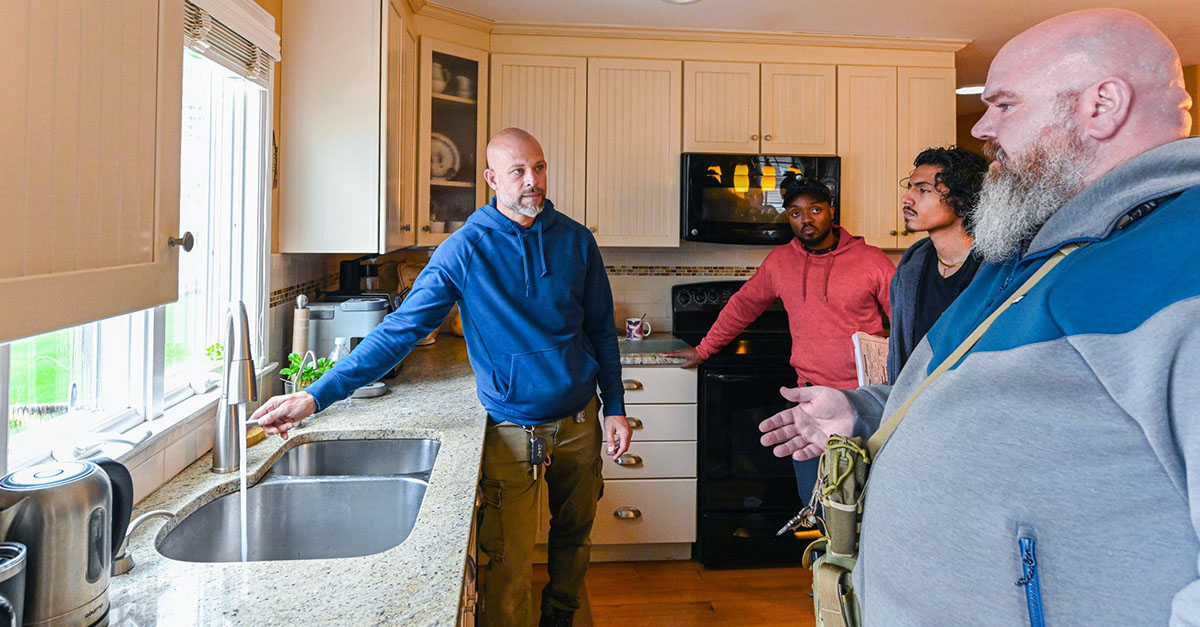 Learn about salary, training, tools, and getting your home inspector business started. Chris has decades of experience as a home inspector and shares it all. 
Free webinar with live Q&amp;A >>> WEDNESDAY, October 5th 7 PM Central
Save Your Seat: hubs.la/Q01nQJJ00