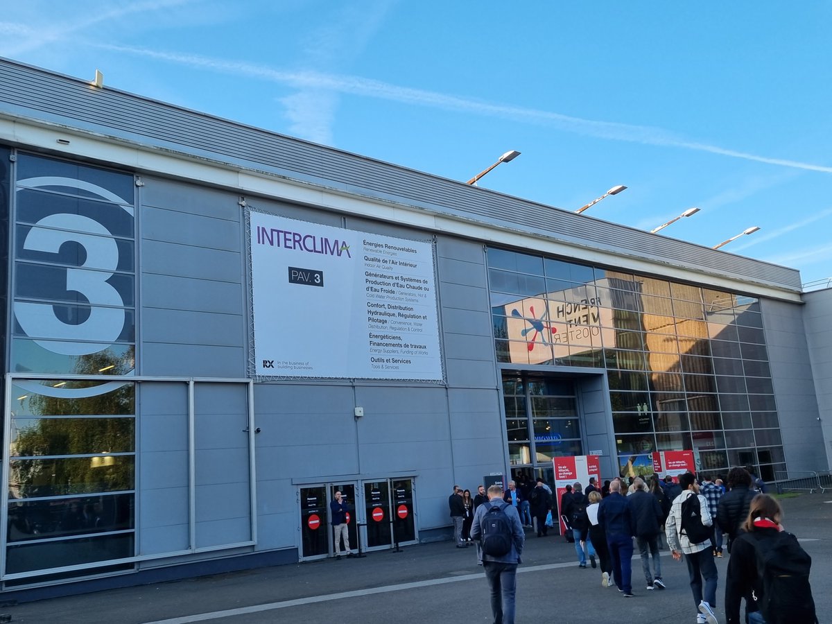 ubleam's tweet photo. Nous sommes fiers d'accompagner AERO TEXTILE CONCEPT qui lance la gaine connectée lors du salon @interclima. 💪

RDV au stand L108 !✅

#bleam #maintenance #batimentconnecte #facilitymanagement #innovation https://t.co/8Uxi65zxb8