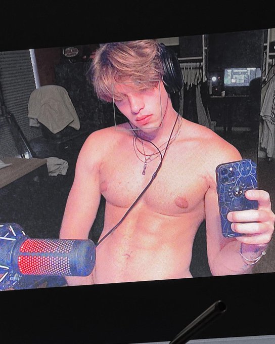 Check the biography https://t.co/YyNd6IgJbu<a href="/tag/fitness"class="tags"><span>#fitness</span></a>