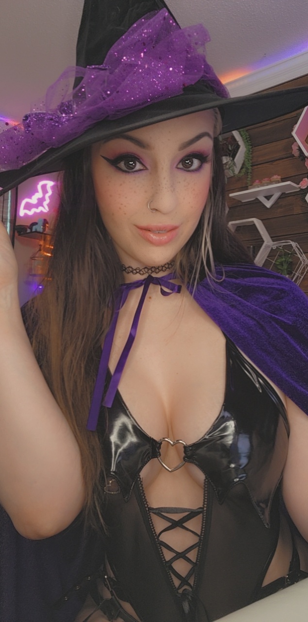 TW Pornstars - Heatherbby. Twitter. Oh look... Another glorious morning