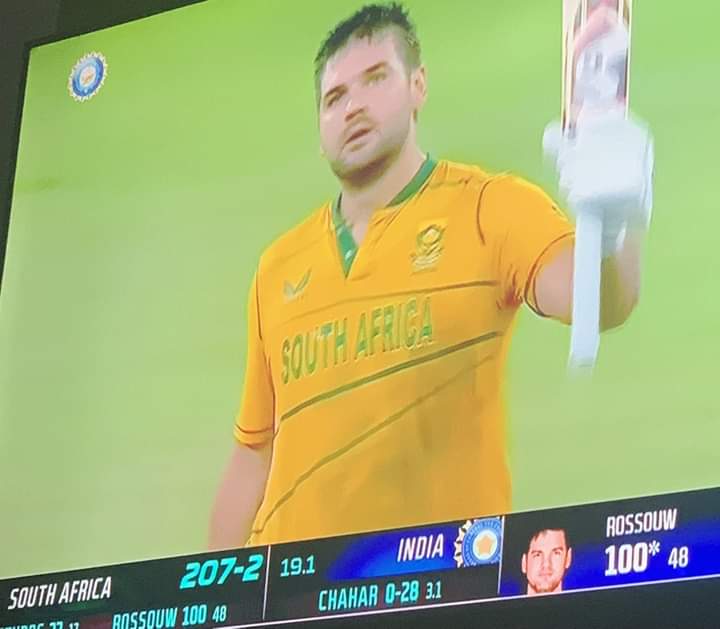 SumeedRaza's tweet photo. A hundred 💯 off 48 balls for Rilee Rossouw against india, Thank you Multan Sultan for Producing This gem 💎💥 #INDvSA
@Rileerr 
@MultanSultans https://t.co/wo73v96eK6