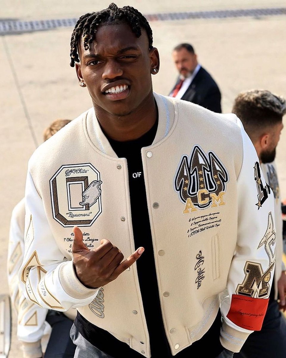 AC Milan on X: The Off-White™ and #ACMilan partnership is a call to  #WearYourHeartOnYourSleeve. @OffWht c/o AC Milan Varsity jacket available  for pre-order at  Part of the proceeds will be  donated