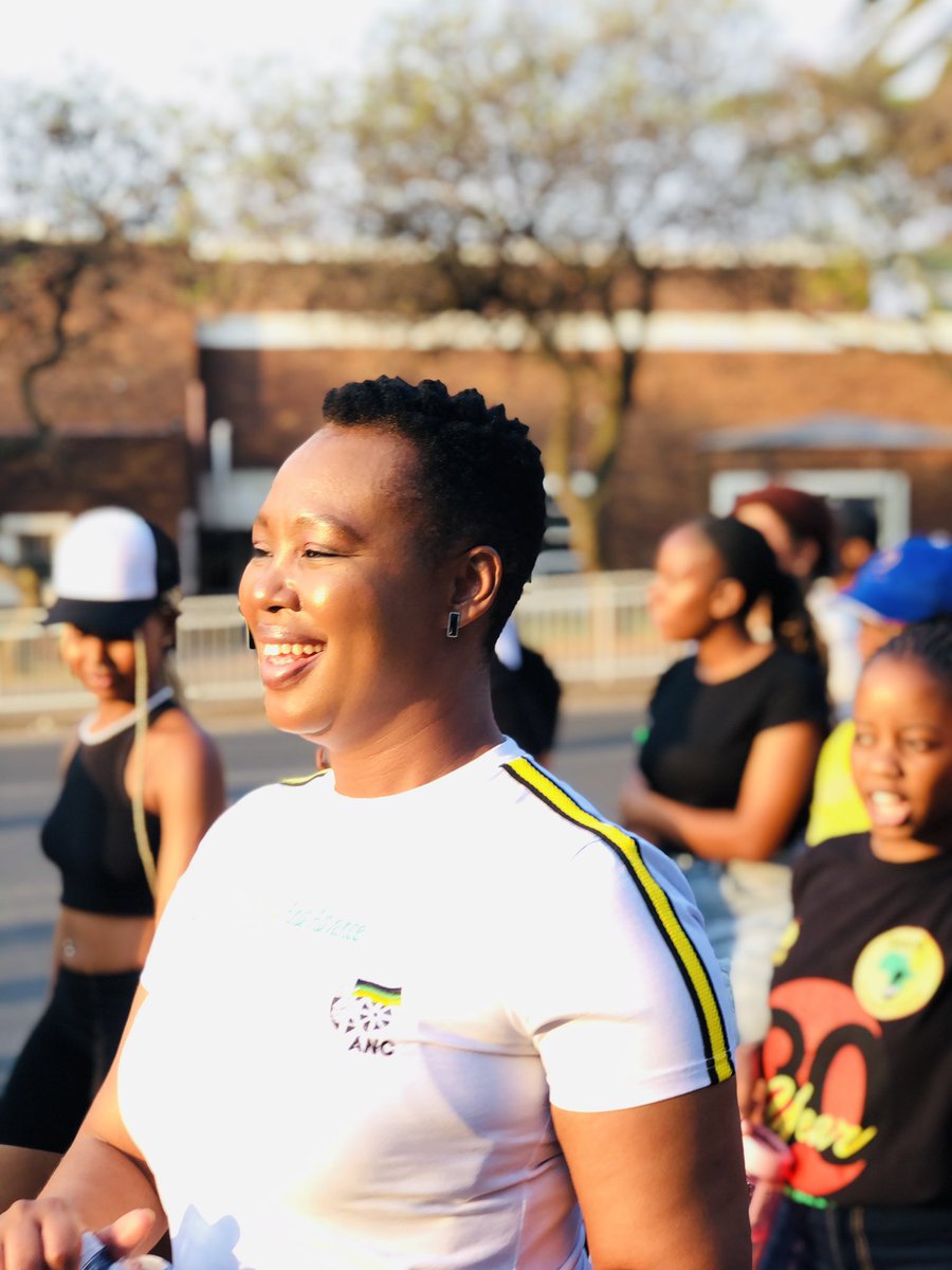UJSASCO_APB's tweet photo. Motho mo mothong @Stellarated 
#ujsrcelections2022 
#ujapbsasco
🖤💚💛 https://t.co/X0A9G7aNgg