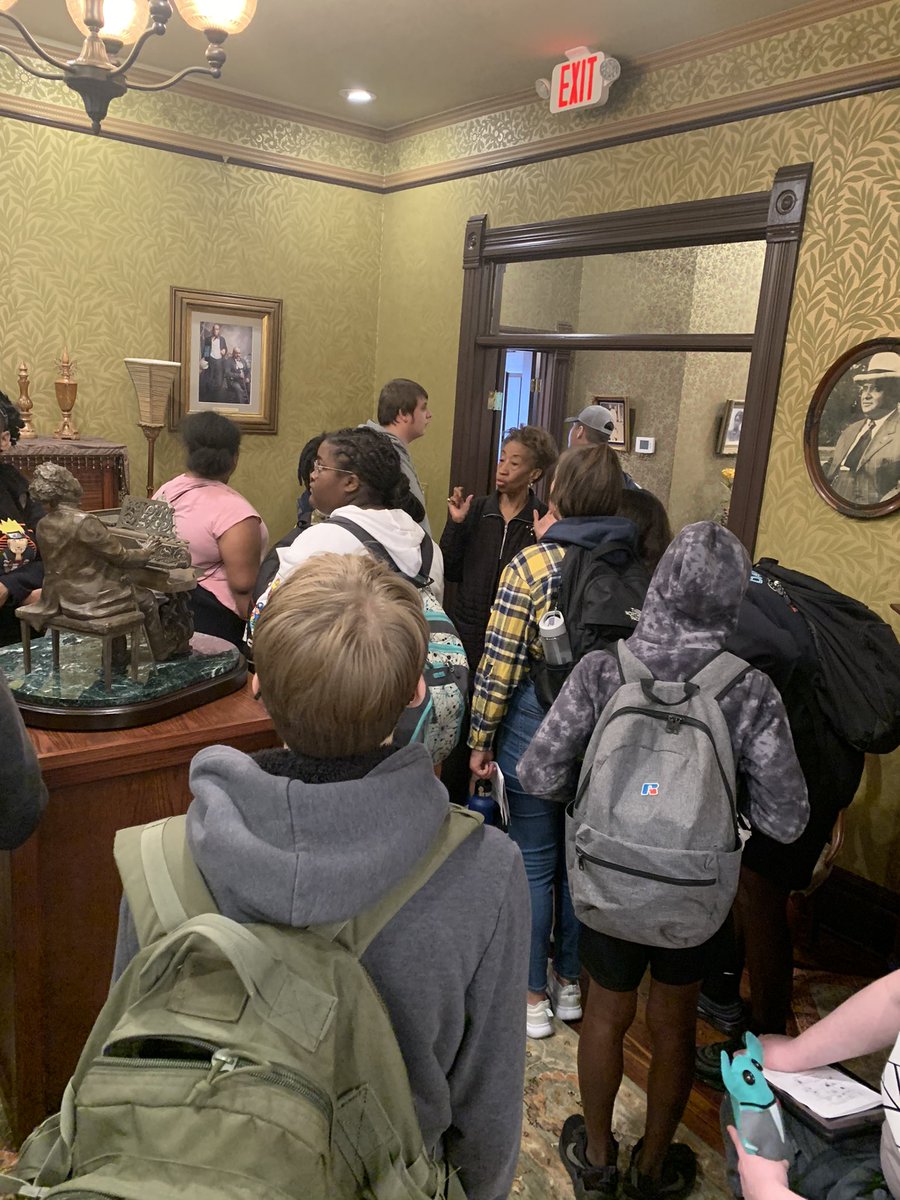 Students getting the first hand experience from Miss Barbara at Blind Boone Home <a href="/CPS_SSDept/">CPS Social Studies</a> #EagleExcellence #CPSbest
