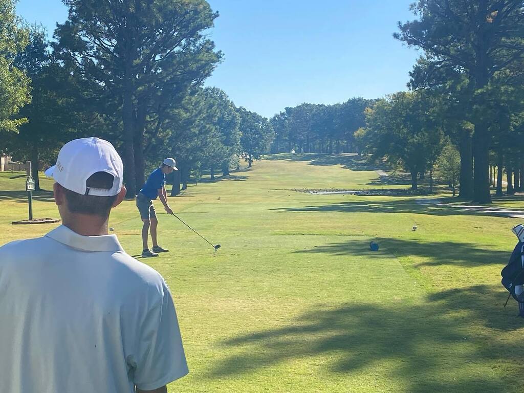 Mounties tee off in the 6A Conference/State at Paradise Valley instagr.am/p/CjS_1dMO66L/
