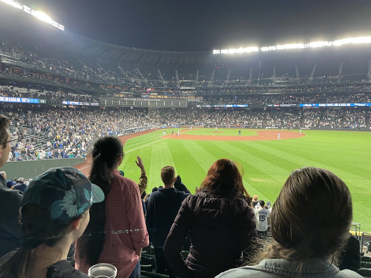 TeamGolder tweet media