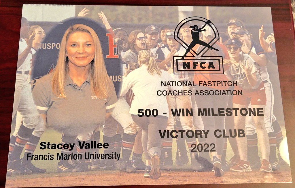 Coach Vallee tweet media