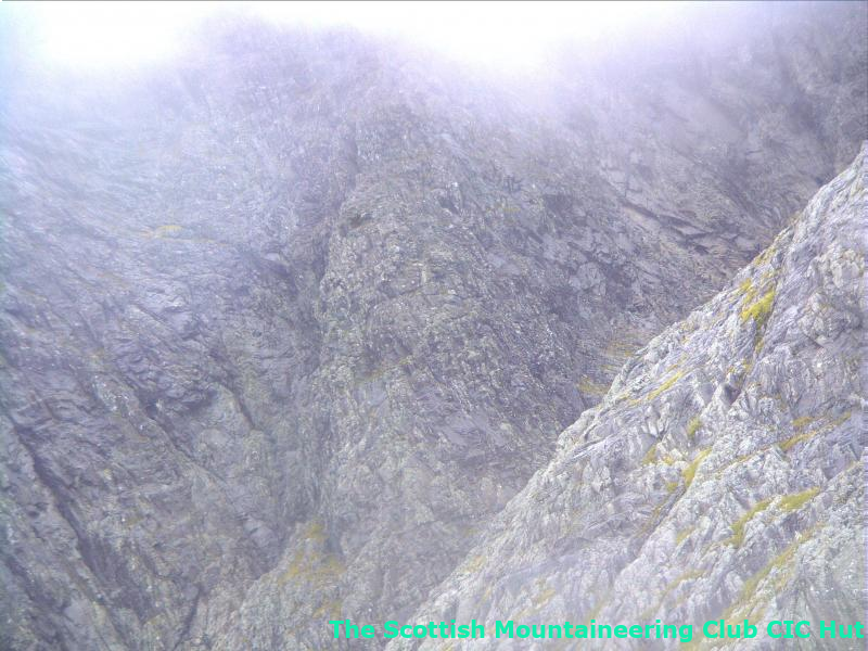 cicwebcam's tweet photo. #cichut #northface #bennevis #mountaineering Current weather. 7.64C, humidity 82%, recent gust 14mph, direction W https://t.co/8GS2n7arJ4