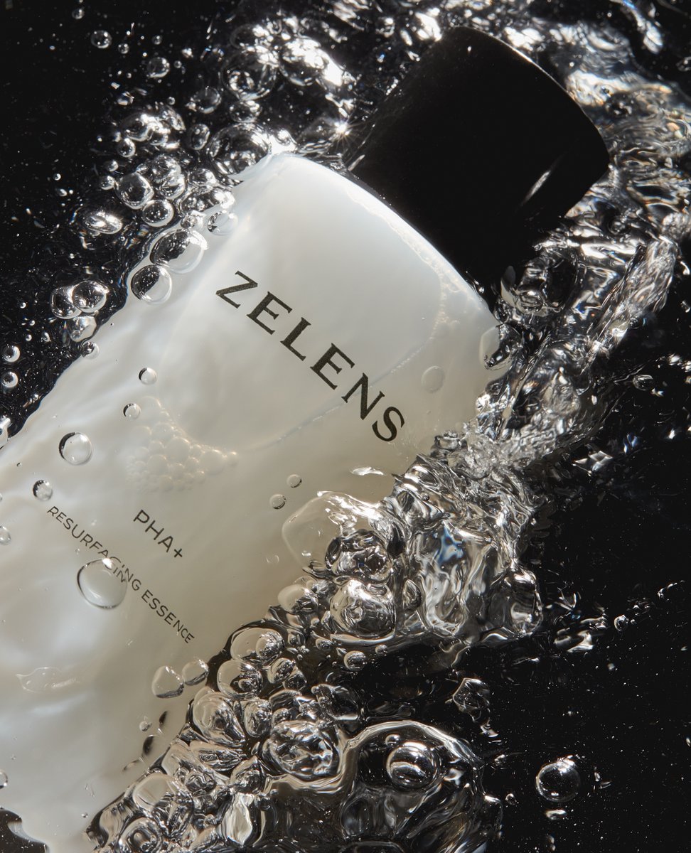 Zelens's tweet photo. INTRODUCING PHA+ RESURFACING ESSENCE ✨ ⁠
⁠
The same, award-winning formula we all know and love, now in a bottle.  ⁠
⁠
Who's excited to try it? Shop now: https://t.co/UQSOreK14E https://t.co/6KfIdUf32i
